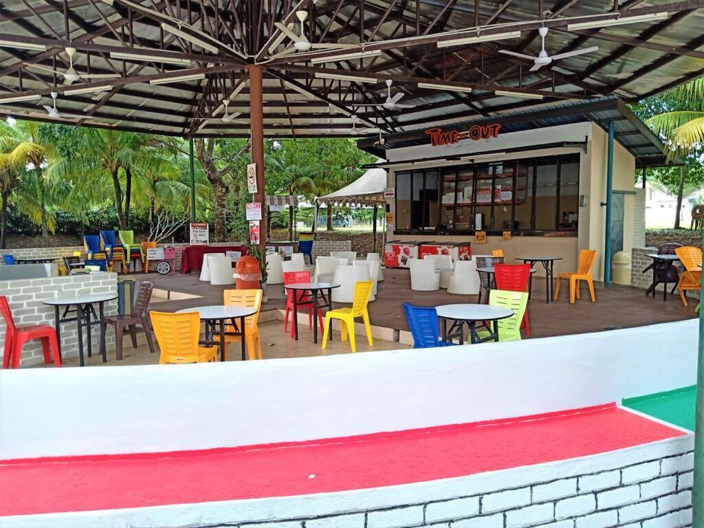 Melaka Top Largest Waterpark Resort - By Youbnb Homestay Melaka Екстериор снимка