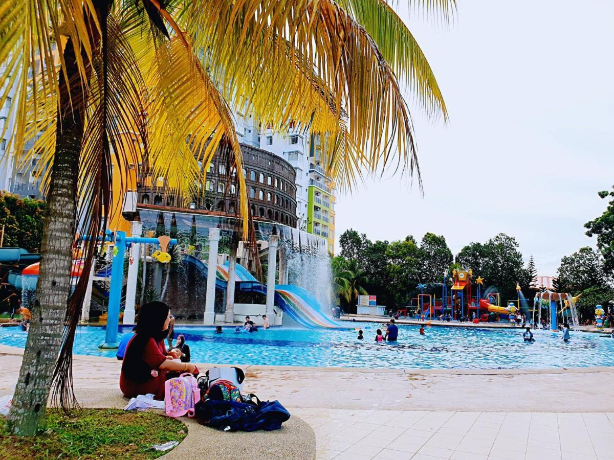 Melaka Top Largest Waterpark Resort - By Youbnb Homestay Melaka Екстериор снимка