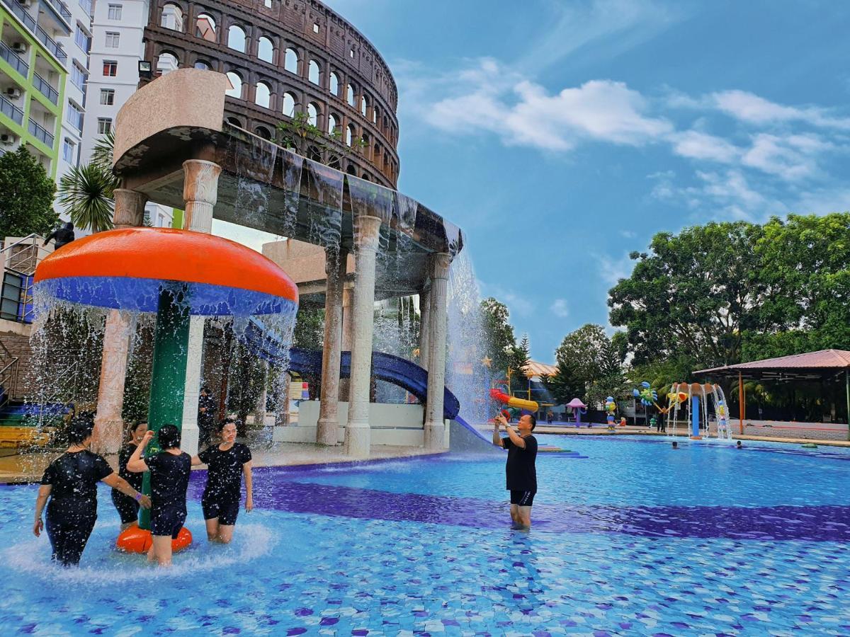 Melaka Top Largest Waterpark Resort - By Youbnb Homestay Melaka Екстериор снимка